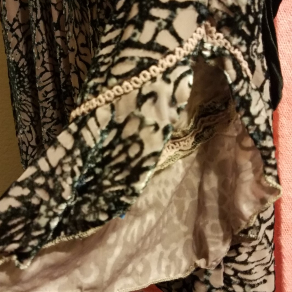 Indigo Thread Top - Picture 6 of 6